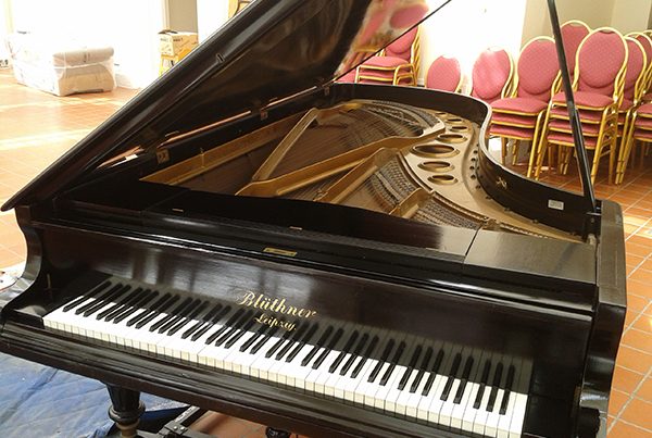 restored piano french polishing